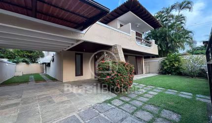 Casa no Condominio Santa Lucia - Barra da Tijuca com 471 m2.