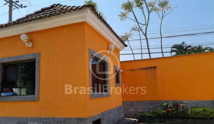 Casa de Condomínio à venda com 178,00m² e 3 quartos em Vargem Pequena, Rio de Janeiro - rj