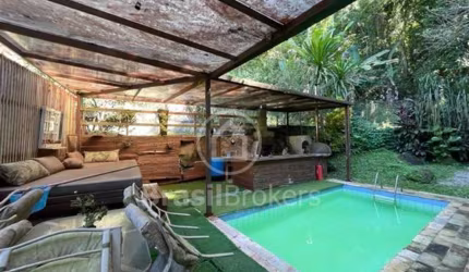 Casa de Condomínio à venda com 857,00m² e 3 quartos em Vargem Pequena, Rio de Janeiro - rj