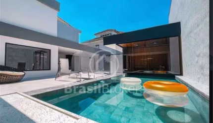 Casa de Condomínio à venda com 644,00m² e 4 quartos em Barra da Tijuca, Rio de Janeiro - rj