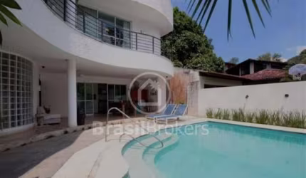 Casa de Condomínio à venda com 400,00m² e 6 quartos em Vargem Grande, Rio de Janeiro - rj