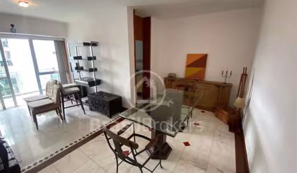 Excelente apartamento na Barra