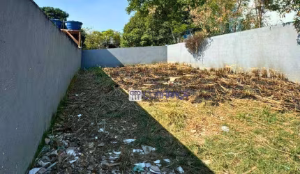 Excelente oportunidade de investimento em um terreno localizado na Estrada dos Caboclos.