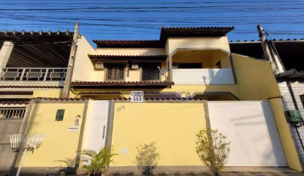 Casa com 5 dormitórios à venda, 218 m² por R$ 780.000,00 - Campo Grande - Rio de Janeiro/RJ