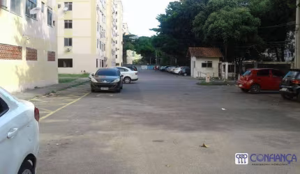 Apartamento com 2 dormitórios para alugar, 50 m² por R$ 940/mês - Rua Severino Ferreira da Costa, nº 245, Campo Grande - Rio de Janeiro/RJ