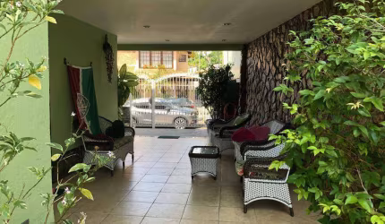 Suntuosa residencia, 04 quartos,melhor condomínio do Valqueire