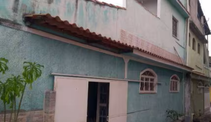TERRENO COM 2 CASAS