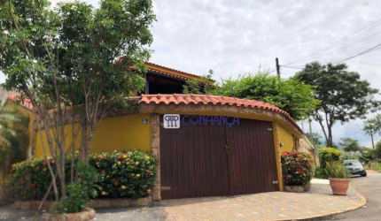 Casa com 3 dormitórios à venda, 148 m² por R$ 750.000,00 - Campo Grande - Rio de Janeiro/RJ