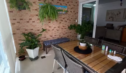 Lindo Apartamento 3 dormitórios pertinho do mar