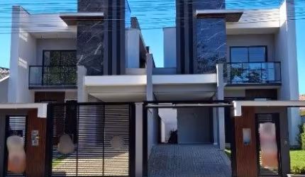 Geminado Alto Padrão no bairro São Luís - Jaraguá do Sul / SC