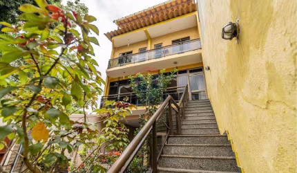 Casa, 4 quartos com 1 suíte, 6 banheiros, Maria da Graça