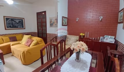 CASA DE 365 M² COM 4 QUARTOS, 2 SUÍTES E PISCINA À VENDA EM SAMPAIO/RJ.