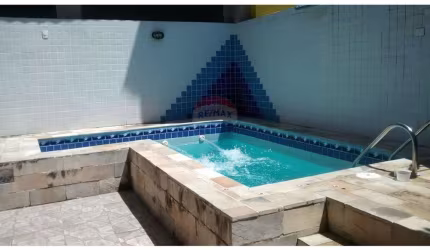 CASA COM 2 QUARTOS, PISCINA E VAGA EM MARIA DA GRAÇA!