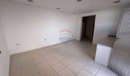 Casa de Vila Reformada em São Cristóvão: Alugue Já!