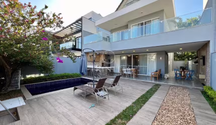 Casa em Condominio em Recreio dos Bandeirantes  -  Rio de Janeiro