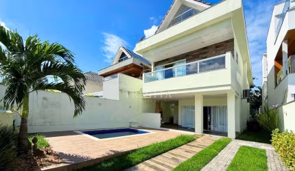 Casa em Condominio em Recreio dos Bandeirantes  -  Rio de Janeiro