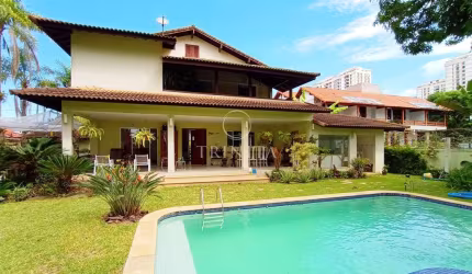 Casa em Condominio em Barra da Tijuca  -  Rio de Janeiro