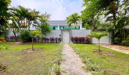 Casa em Condominio em Barra da Tijuca  -  Rio de Janeiro