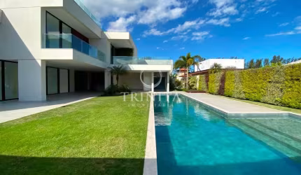Casa em Condominio em Barra da Tijuca  -  Rio de Janeiro