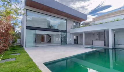 Casa em Condominio em Barra da Tijuca  -  Rio de Janeiro