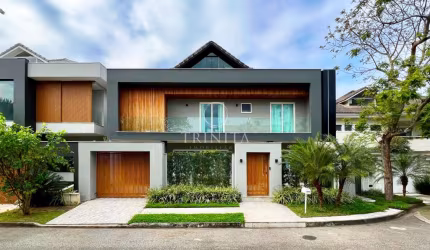 Casa em Condominio em Barra da Tijuca  -  Rio de Janeiro