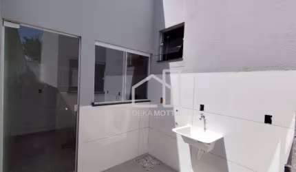 Casa com 2 dormitórios à venda, 68 m² por R$ 300.000 - São Jorge - Uberlândia/MG