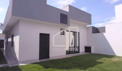 Casa com 3 dormitórios à venda, 130 m² por R$ 690.000,00 - Jardim Ipanema - Uberlândia/MG
