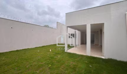 Casa com 3 dormitórios à venda, 250 m² por R$ 1.050.000,00 - Vigilato Pereira - Uberlândia/MG