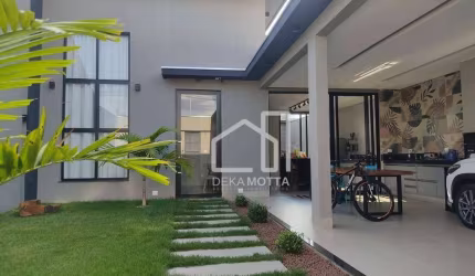 Casa com 3 dormitórios à venda, 200 m² por R$ 970.000,00 - Jardim Europa - Uberlândia/MG