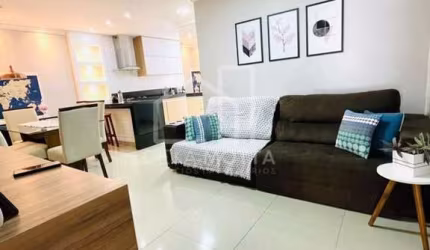 Casa com 3 dormitórios à venda por R$ 490.000,00 - Aclimação - Uberlândia/MG