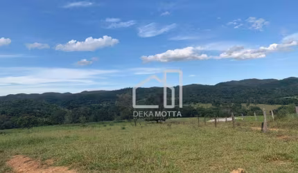 Fazenda com 1 sala à venda na Rua Pinheiros Chagas, Zona Rural, Paracatu, 21217700000 m2 por R$ 3.500.000