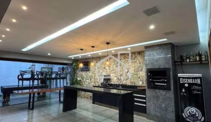 Casa com 2 dormitórios à venda, 180 m² por R$ 850.000,00 - Parque Residencial do Camaru - Uberlândia/MG