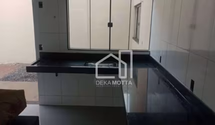 Casa com 2 dormitórios à venda, 63 m² por R$ 275.000 - Monte Hebron - Uberlândia/MG