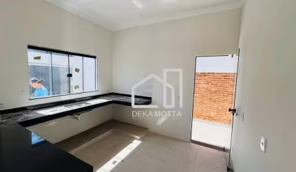 Casa com 2 dormitórios à venda, 54 m² por R$ 370.000 - Jardim Europa - Uberlândia/MG