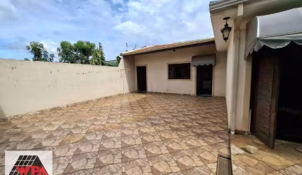 Casa à venda, 4 quartos, 2 suítes, 4 vagas, Jardim São Vito - Americana/SP