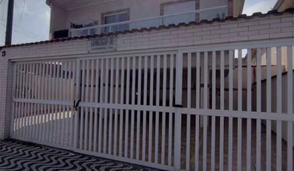 Excelente sobredo de condomínio com 02 dormitórios, 01 banheiro social, 01 lavabo e quintal reservado. O imóvel está localizado na Vila Sônia, bairro que tem recebido muita valorização através de rece