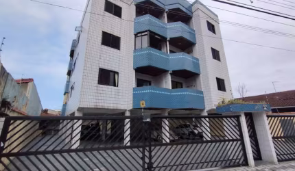 Excelente apartamento de 02 dormitórios, 01 banheiro social, sacada, churrasqueira coletiva e 01 vaga de garagem. O imóvel está localizado no Vilamar na Vila Caiçara, bairro que vem recebendo e cada v