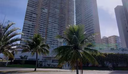 Excelente apartamento de 03 dormitórios, sendo 01 suíte, 02 vagas de garagem, andar alto vista para o mar livre. O imóvel está localizado na Vila Mirim, bairro que concentra vários serviços de educaçã