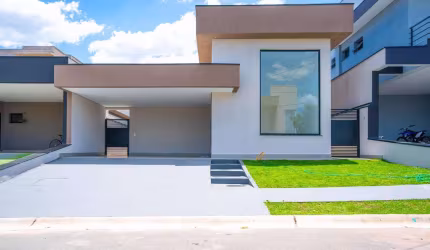 CASA TÉRREA  COM 3 DORMITÓRIOS E PISCINA , LOCALIZADA NO GRANVILLE SÃO  VEN