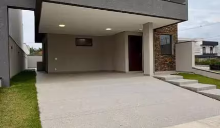 CASA COM  VISTA PARA SERRA, 3 SUÍTES E PISCINA, NO RESERVA ERMIDA