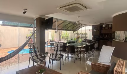 CASA À VENDA COND DAHMA IV