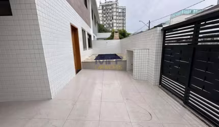 Casa Sobreposta para Venda em Santos, Vila Belmiro, 3 dormitórios, 1 suíte, 4 banheiros, 2 vagas