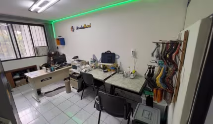 Sala Comercial para Venda em Santos, Vila Belmiro, 4 dormitórios
