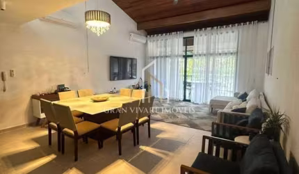 Casa Sobrado, 4 dormitórios (3 suítes), 3 vagas. Juquehy, São Sebastião, SP