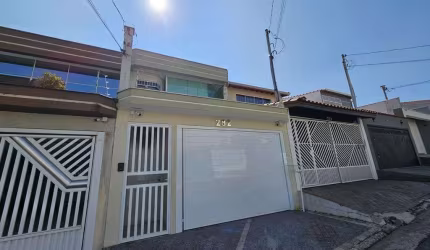 Sobrado para Venda em Santo André / SP no bairro Vila Scarpelli
