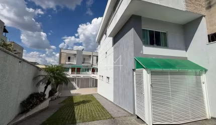 SOBRADO EM CONDOMÍNIO, 2 SUÍTES, 2 VAGAS NA VILA JUNQUEIRA SANTO ANDRÉ