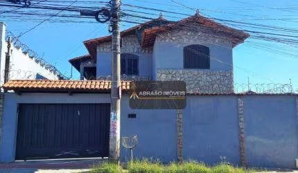 Casa com 5 dormitórios à venda, 370 m² por R$ 950.000,00 - Canadá - Contagem/MG