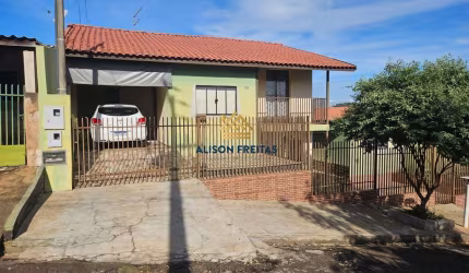 Casa com edícula em Ibiporã, próximo ao centro .