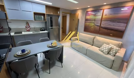 House Barra. Apartamento debruçado para o Mar, literalmente na Av. Oceânica, com vista total, finamente decorado e mobiliado. 44,56m2, com fechadura e