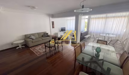Apartamento na Graça / Barra super amplo, 4 quartos, 2 suítes, 170m2. Edf. Jardim da Centenário. 400m do Shopping Barra. 2 vagas de garagem. Piscina